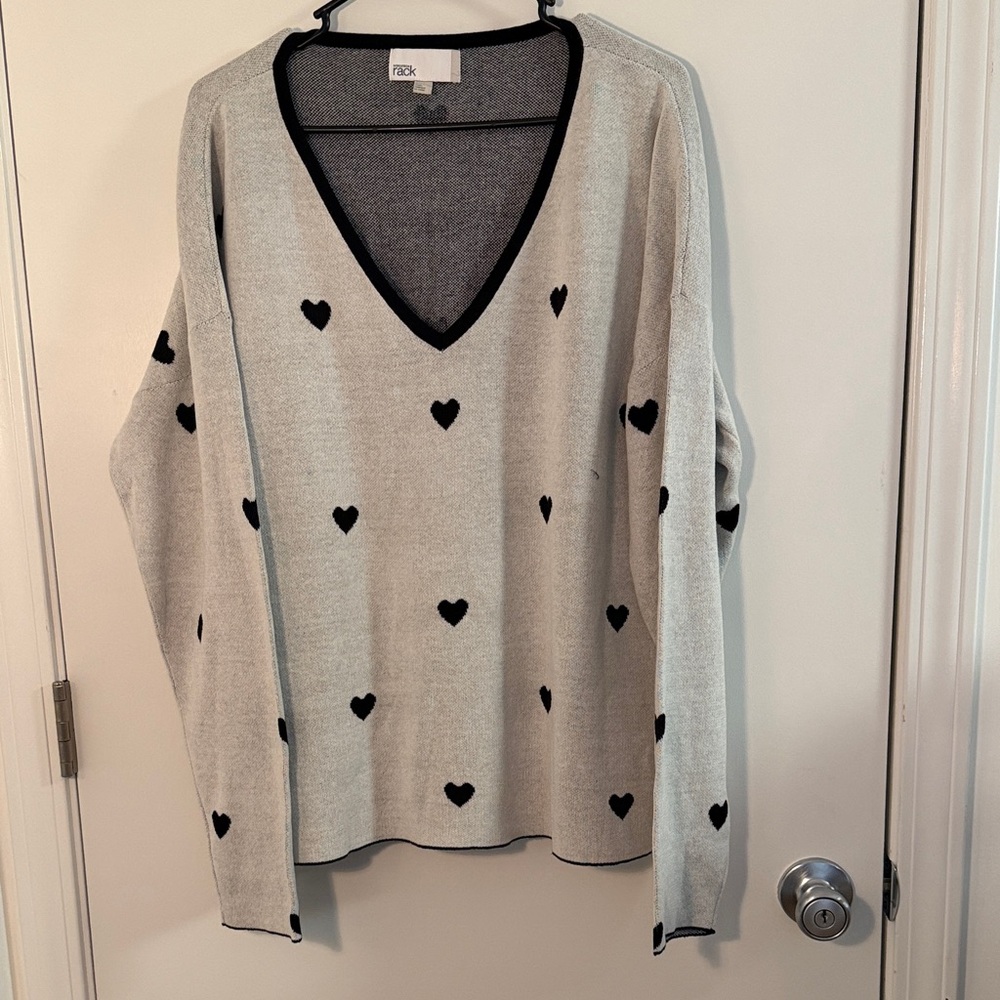 NORDSTROM RACK V-Neck Sweater with Heart Pattern, Gray and Black, 2X